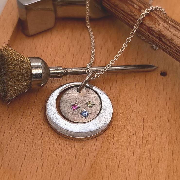 Handmade Family Range Stone Set Centre Disc