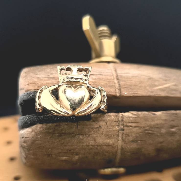 Claddagh Gold Ring